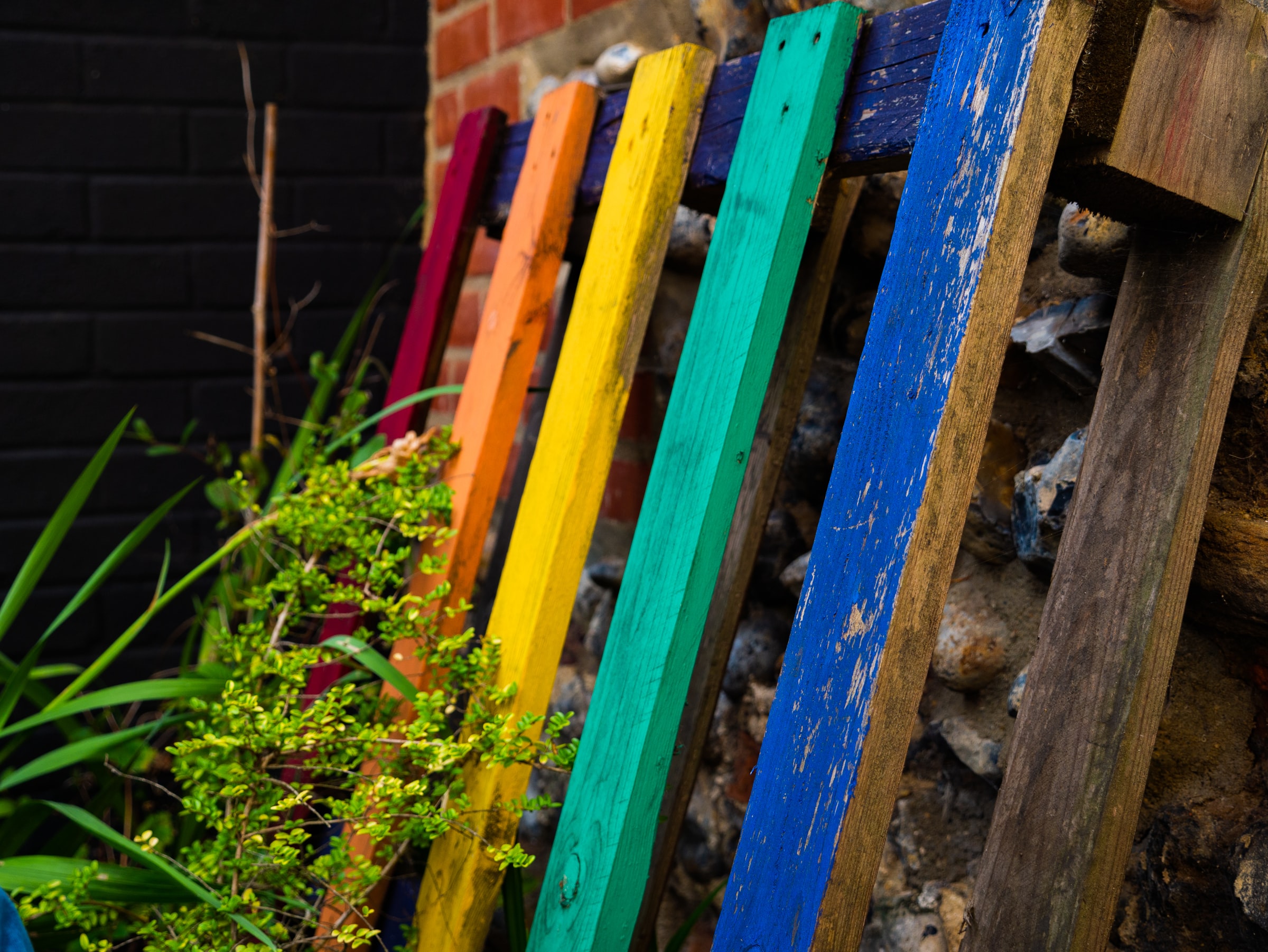 Rainbow Pallet Art